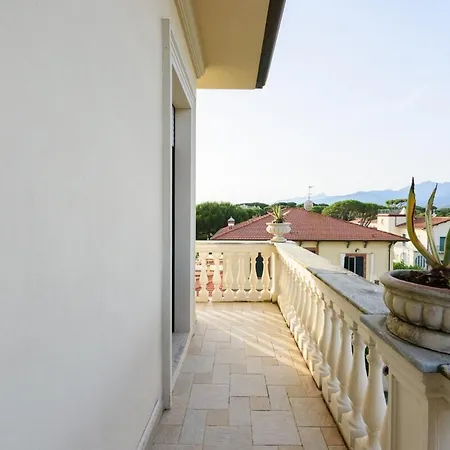 Royal Sea View Private Parking Lejlighed